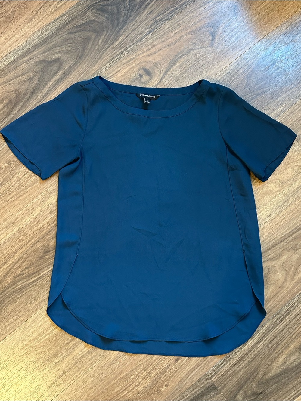 Banana Republic Navy Short Sleeve Women’s Blouse